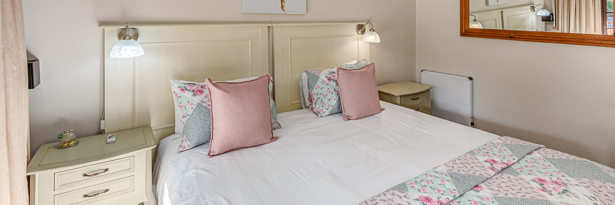Deluxe King Twin Room at Caledon 23 Guest House George
